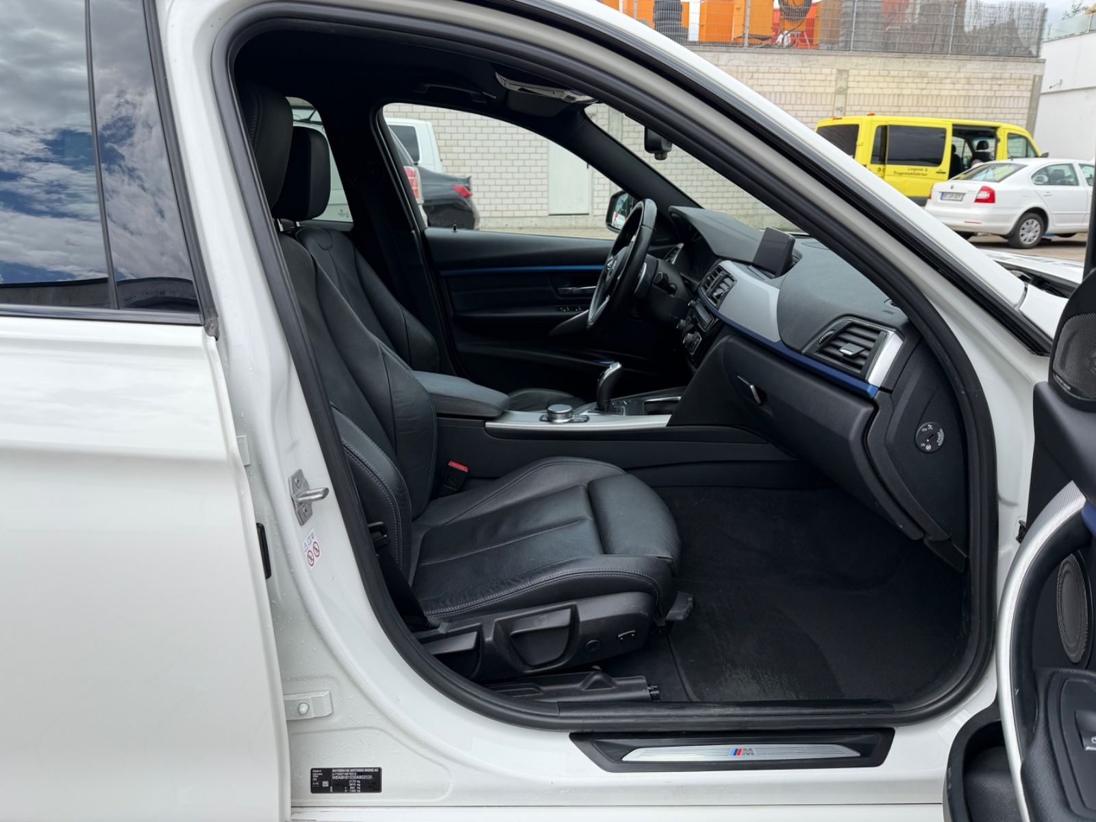 BMW 320 – Foto 17