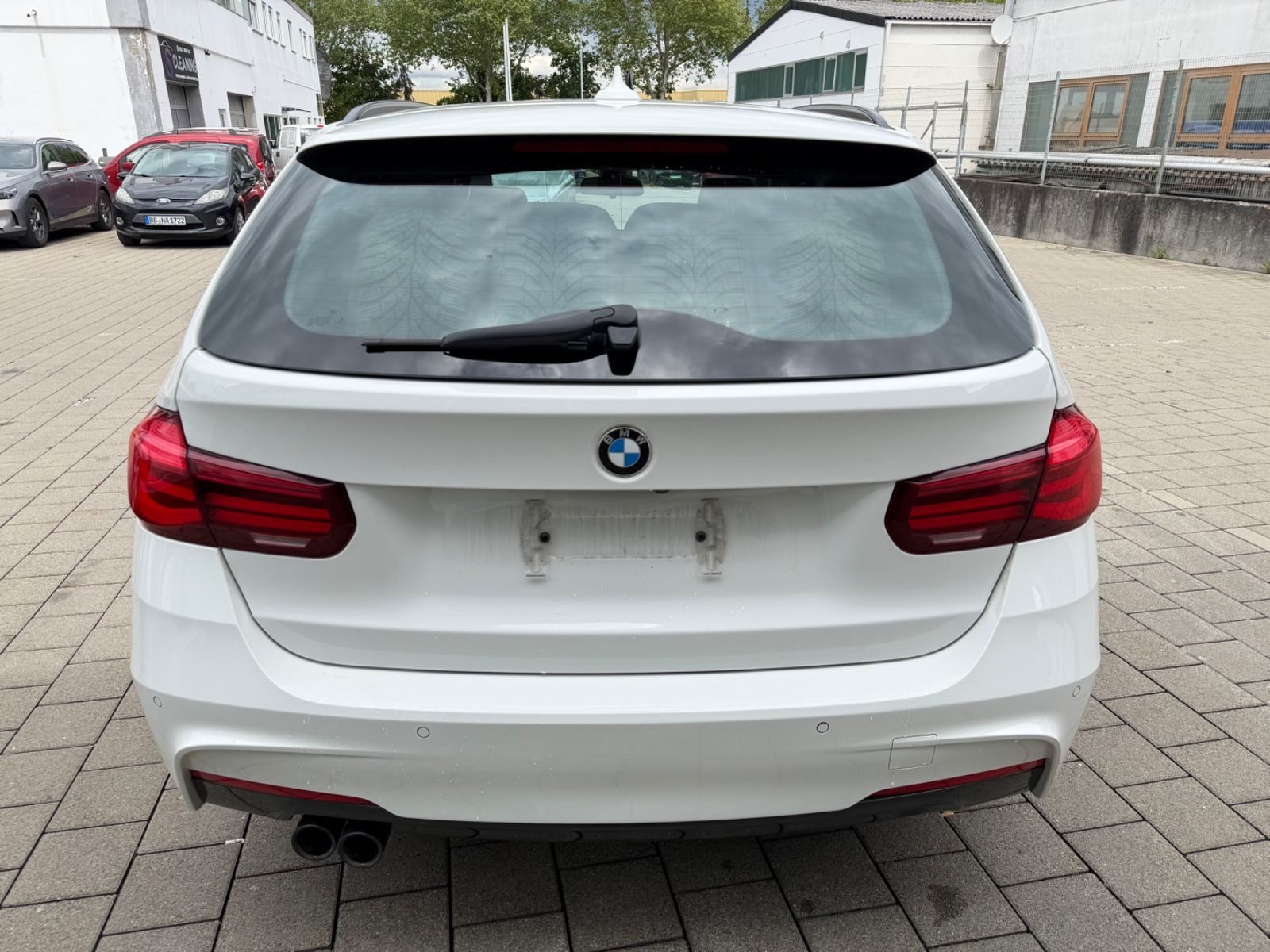 BMW 320 – Foto 6
