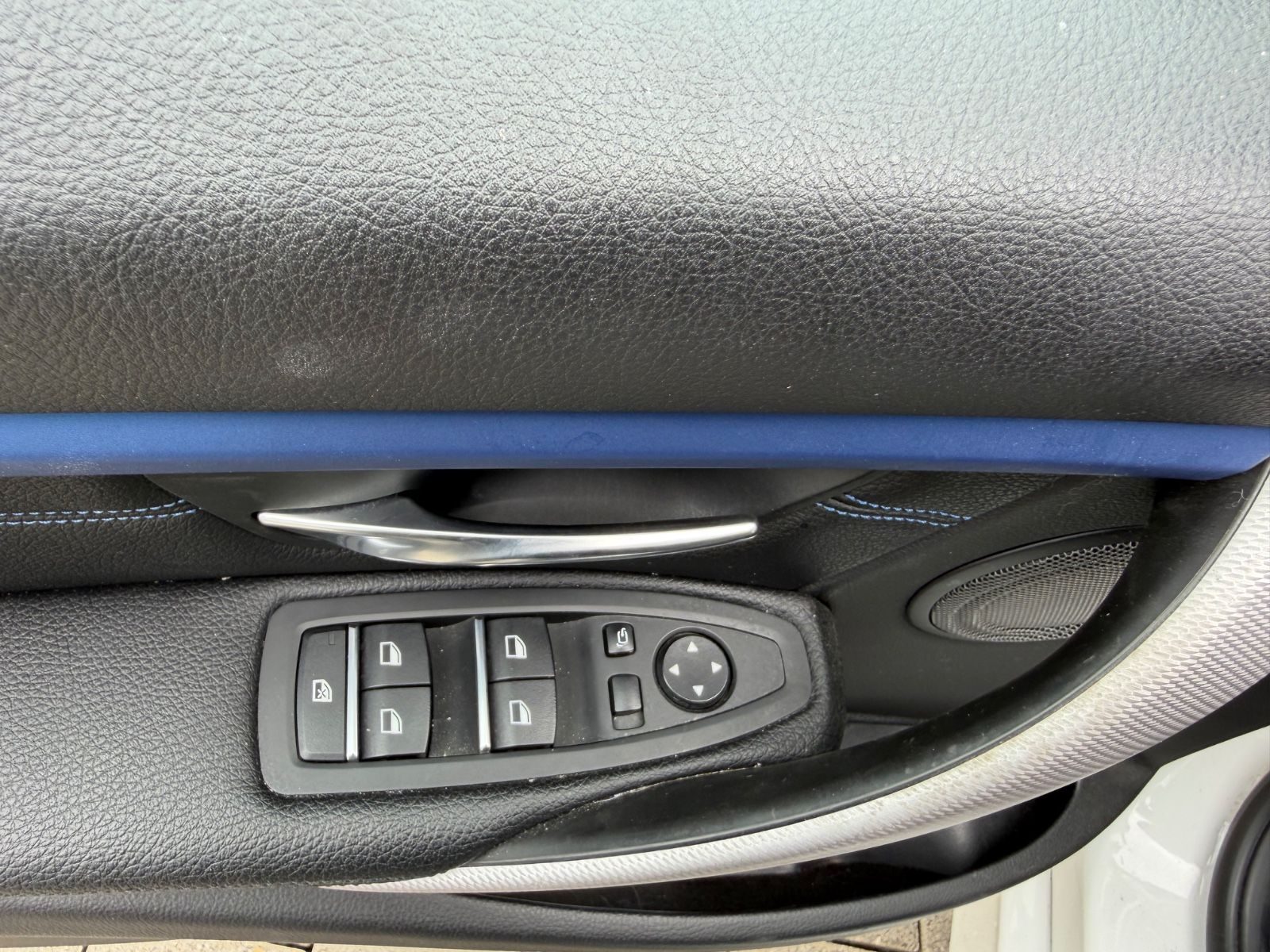 BMW 320 – Foto 12