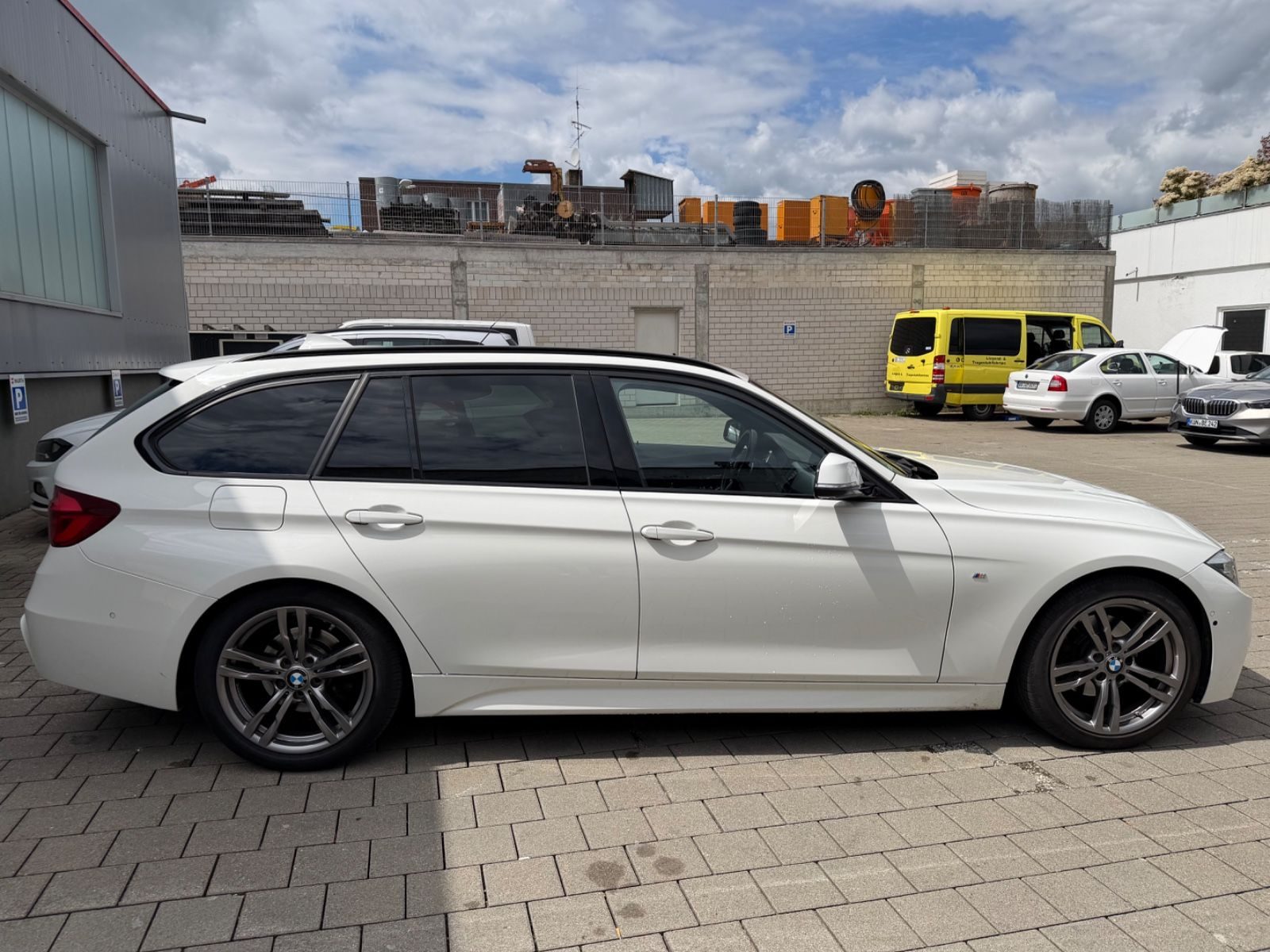 BMW 320 – Foto 10